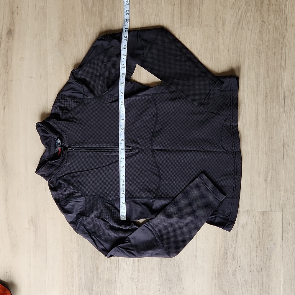 Marmot 1/2 Zip Pullover Size Medium - image 1